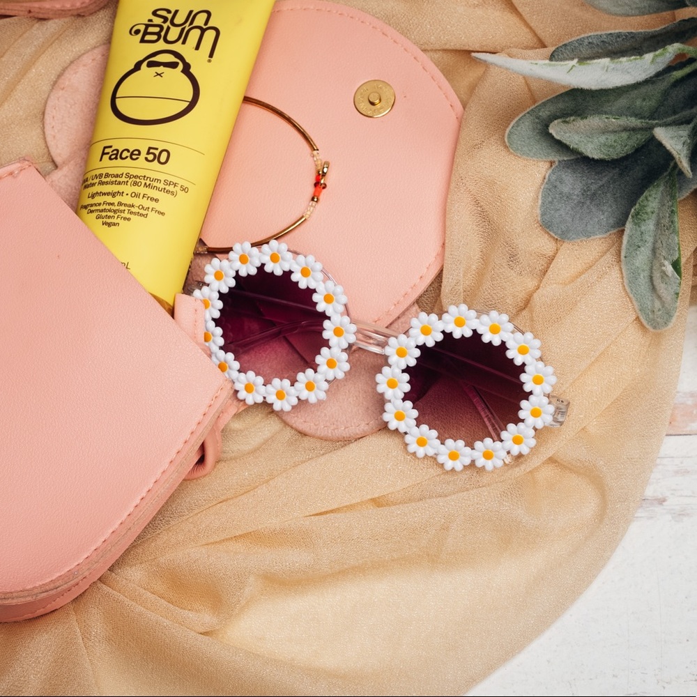 Toddler daisy sunglasses